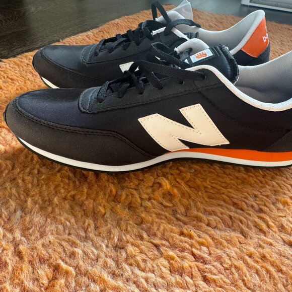 New in Box, Men's Retro New Balance 410 Classic Black White & Orange, Size 10 - Picture 6 of 10